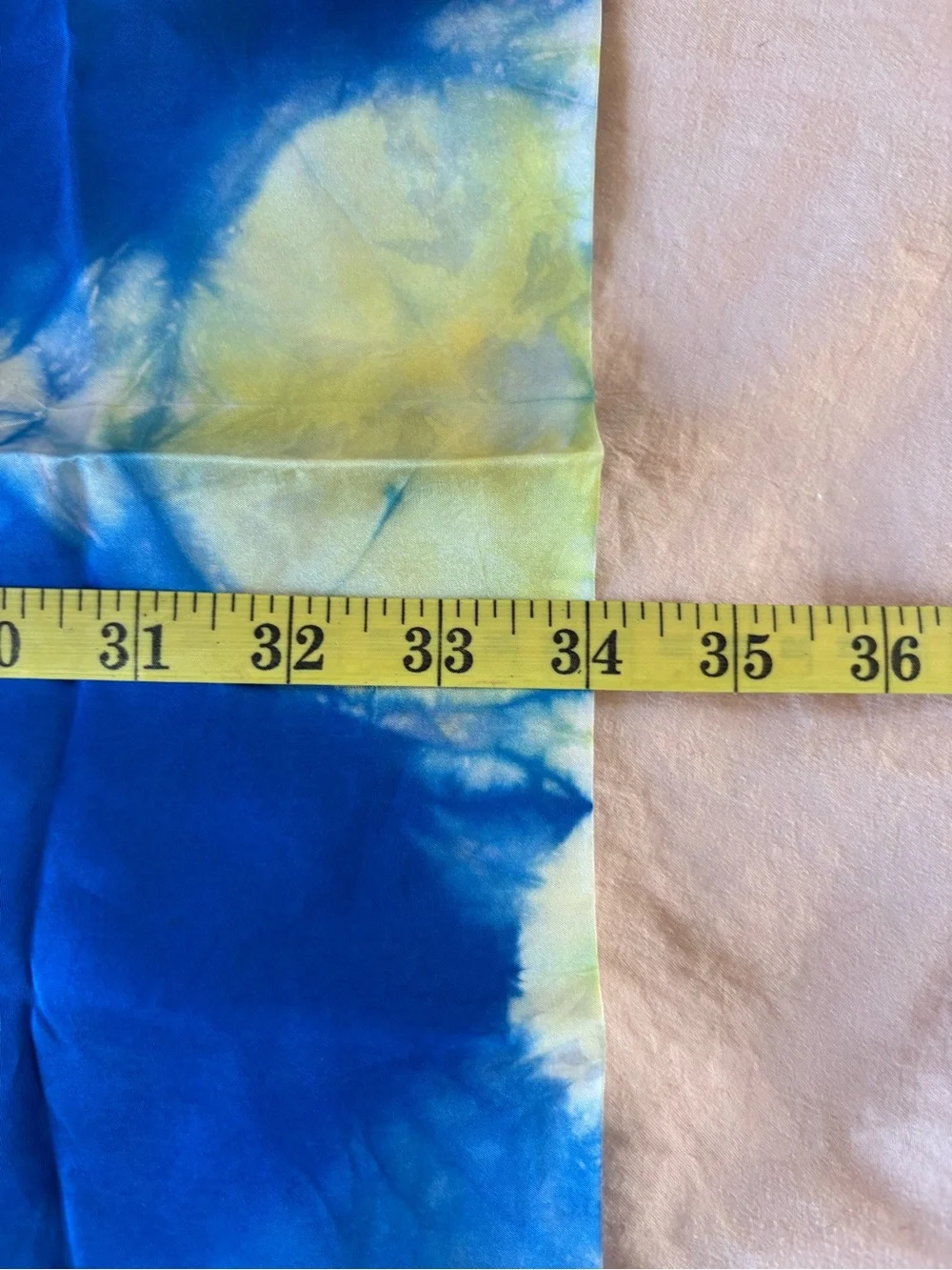 Hand Made In Bermuda By Jessica Tie-Dye Blue Yellow Fluid Art Silk Scarf 34*34